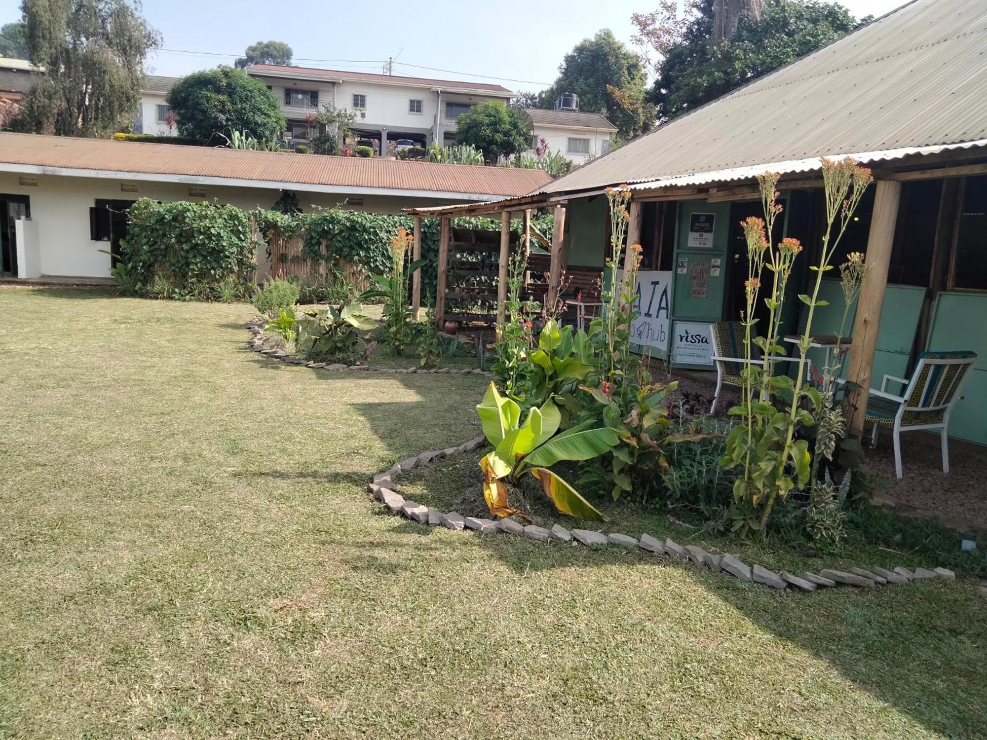 Gaia Eco Hub Bnb Fort Portal Eksteriør bilde